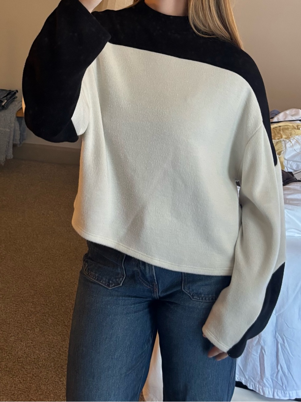Zara Black and Cream Colorblock Crew Neck Sweater